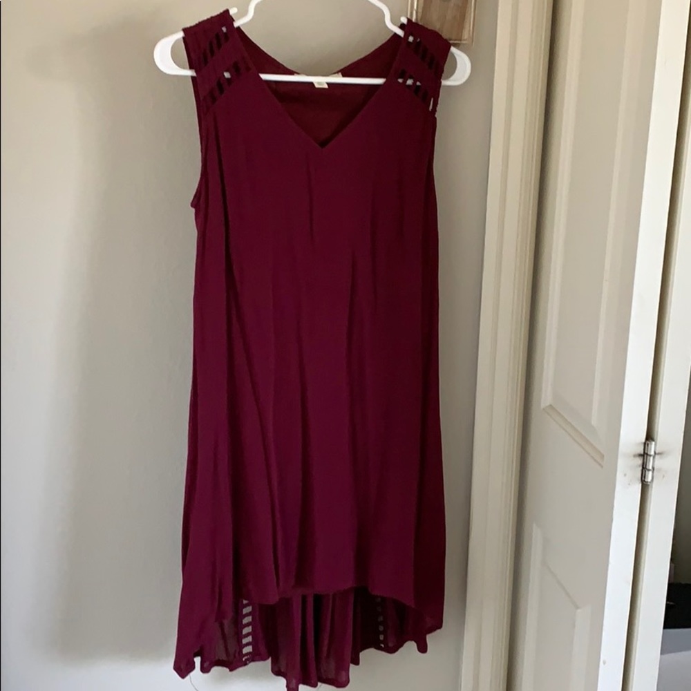 Francesca’s maroon high low dress!!